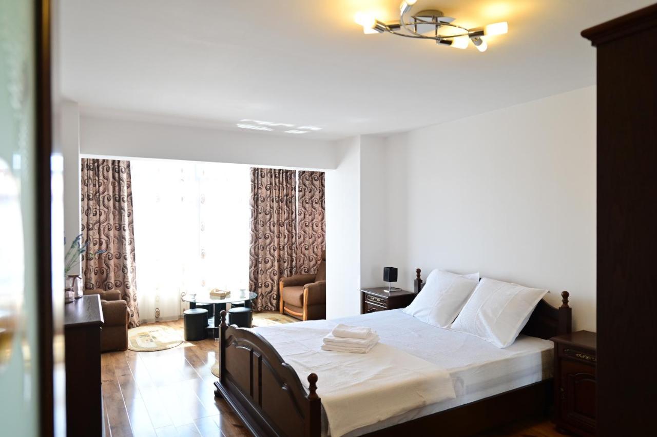 Vacation Apartment With Free Parking シビウ エクステリア 写真