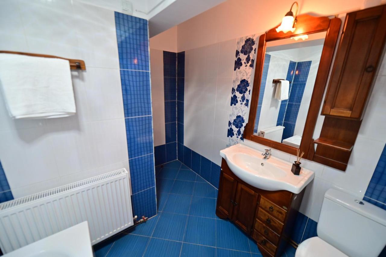 Vacation Apartment With Free Parking シビウ エクステリア 写真